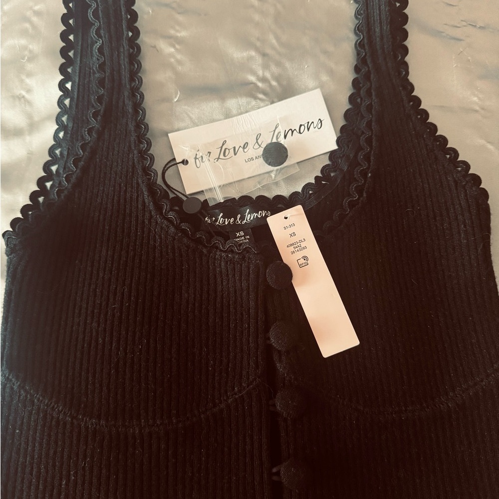 For Love And Lemons playful sexiness Scoop Neck Sleeveless Crop Top -NWT Size XS